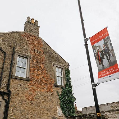 Wensleydale, Old School Rooms - Ground Floor Luxury Apartment In Richmond, North Yorkshire Ричмонд Екстер'єр фото