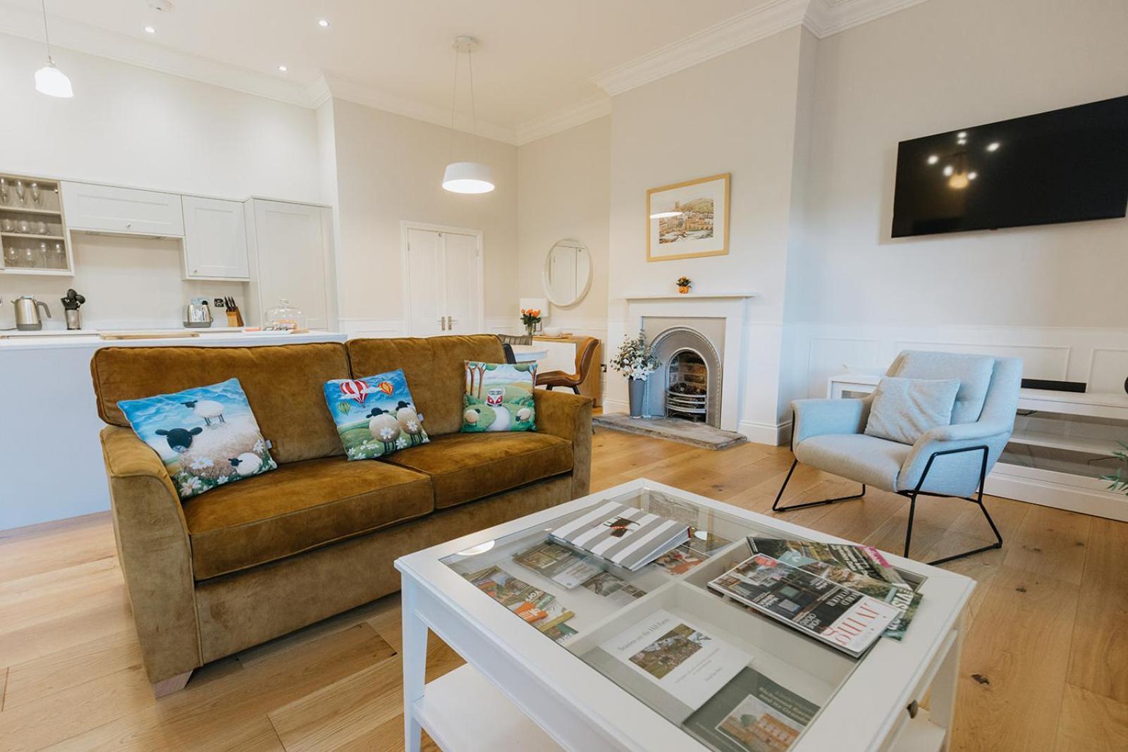 Wensleydale, Old School Rooms - Ground Floor Luxury Apartment In Richmond, North Yorkshire Ричмонд Екстер'єр фото